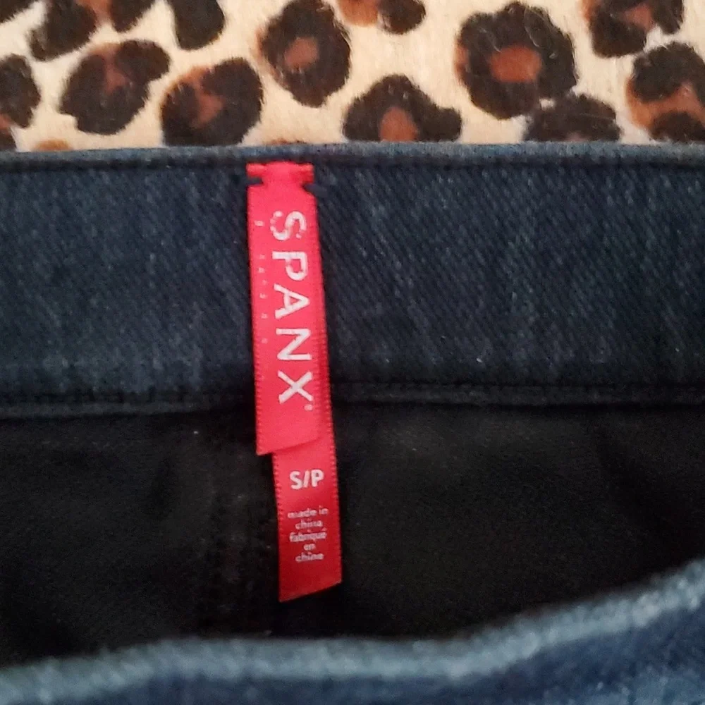 Spanx Blue Jean Jeggings nwot - Picture 4 of 6